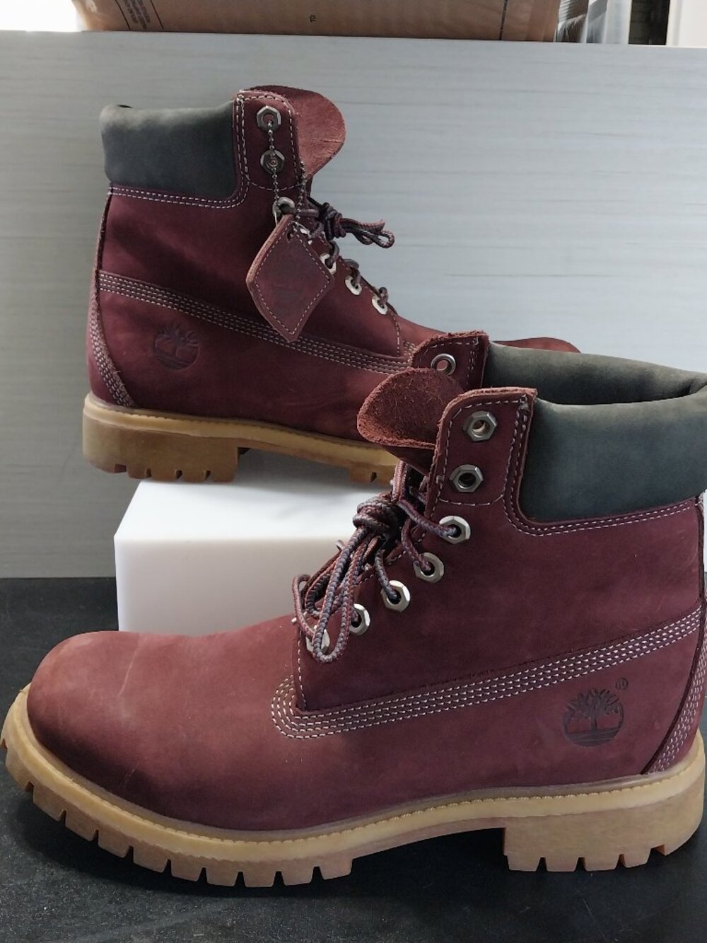 Timberland Boots 6 Inch Classic Premium Dark Port Maroon A17YN Sz 8.5 *OOP*